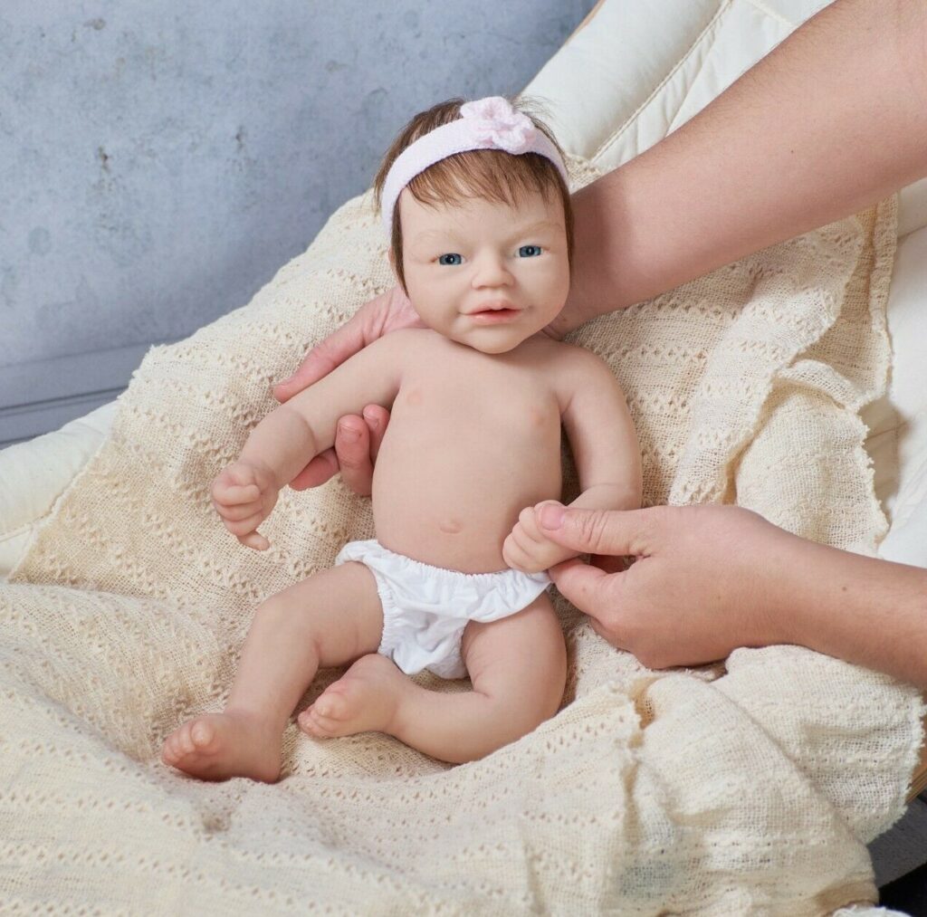 Ropa y Accesorios de mi Bebé Reborn Lindea - Vestidos y complementos para  muñecas bebés 